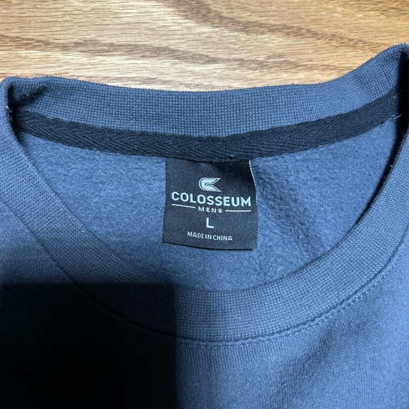 Colosseum Iowa Men's Grey and Gold Crewneck Size L - Picture 2 of 3